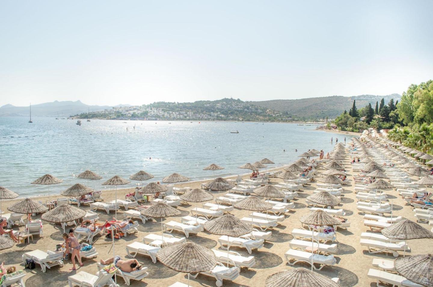 Ambrosia Hotel Beach & Spa Bitez Bagian luar foto